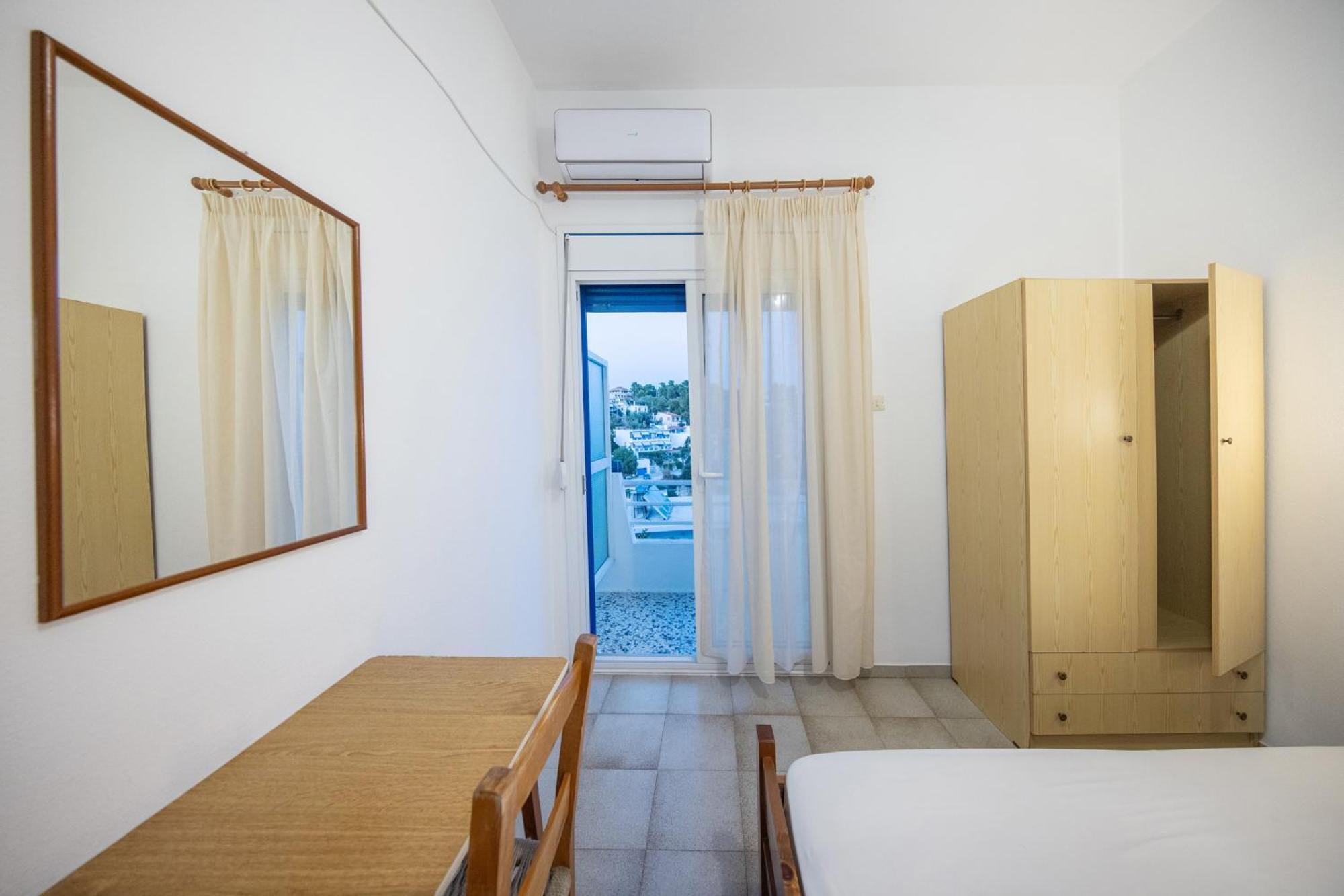 Nikos Rooms Votsi  Extérieur photo