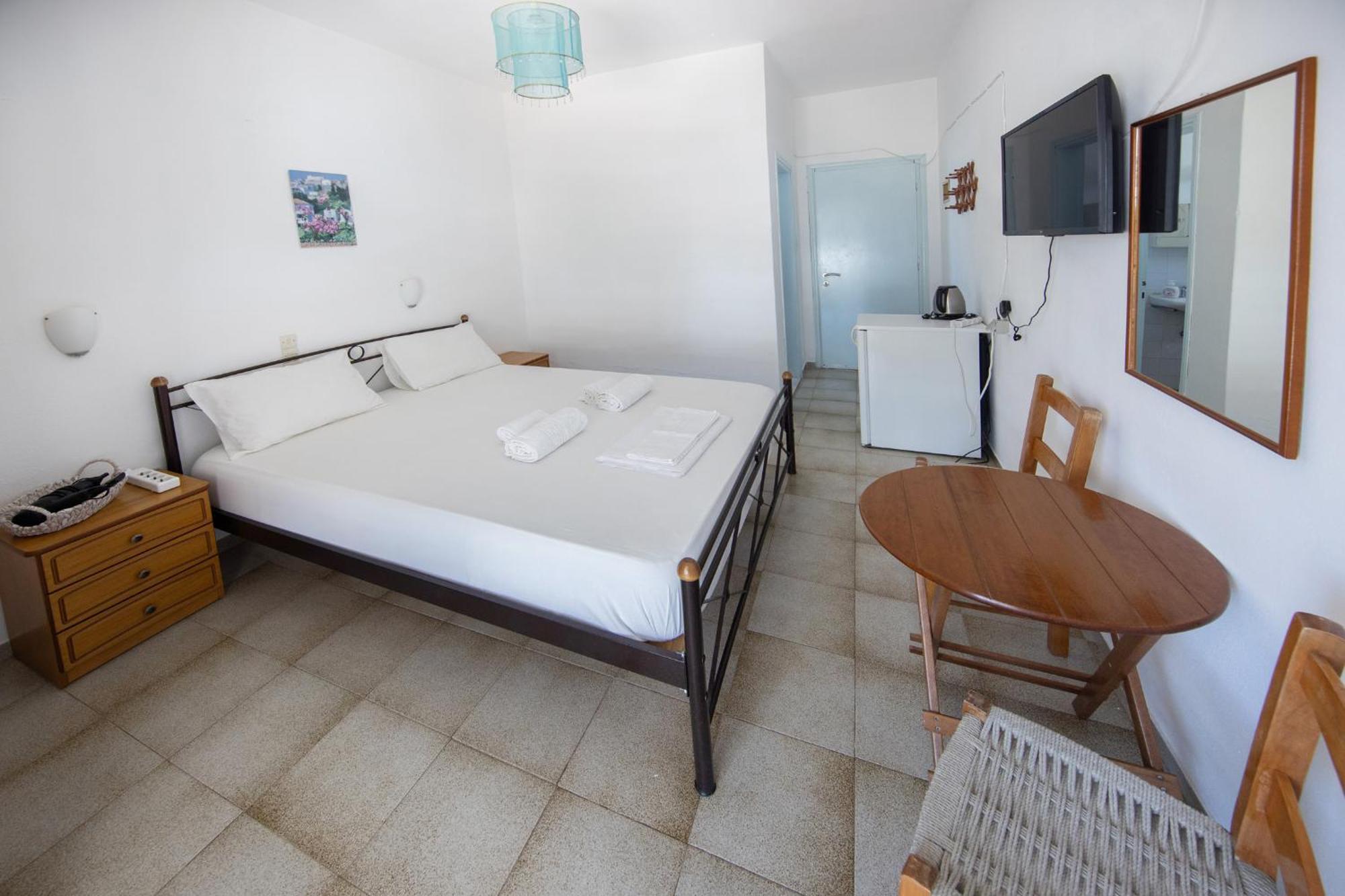 Nikos Rooms Votsi  Extérieur photo